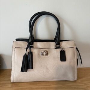 Coach purse vintage 90s tan/cream color and black